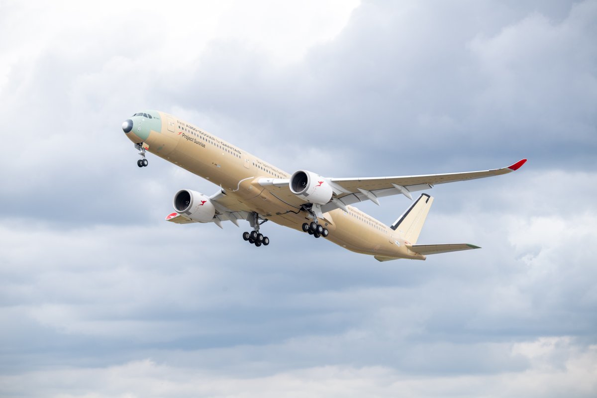Airbus A350-1000ULR Jet Completes First Ultra-Long-Haul Flight