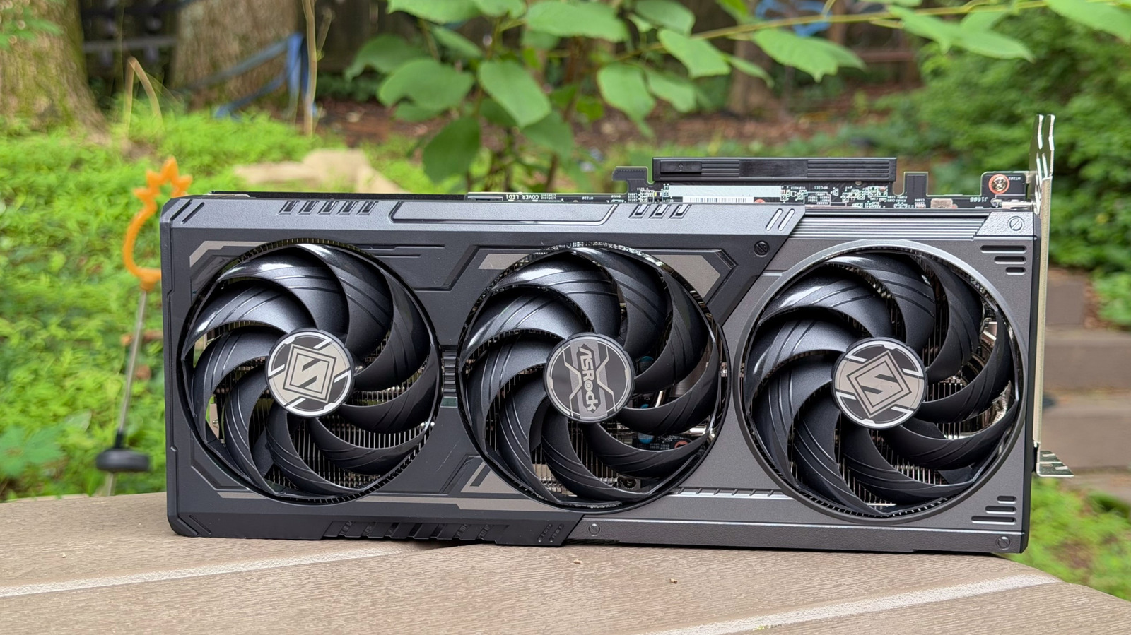 AMD RX 9070 GRE GPU: A Budget-Friendly 1440p Gaming Option