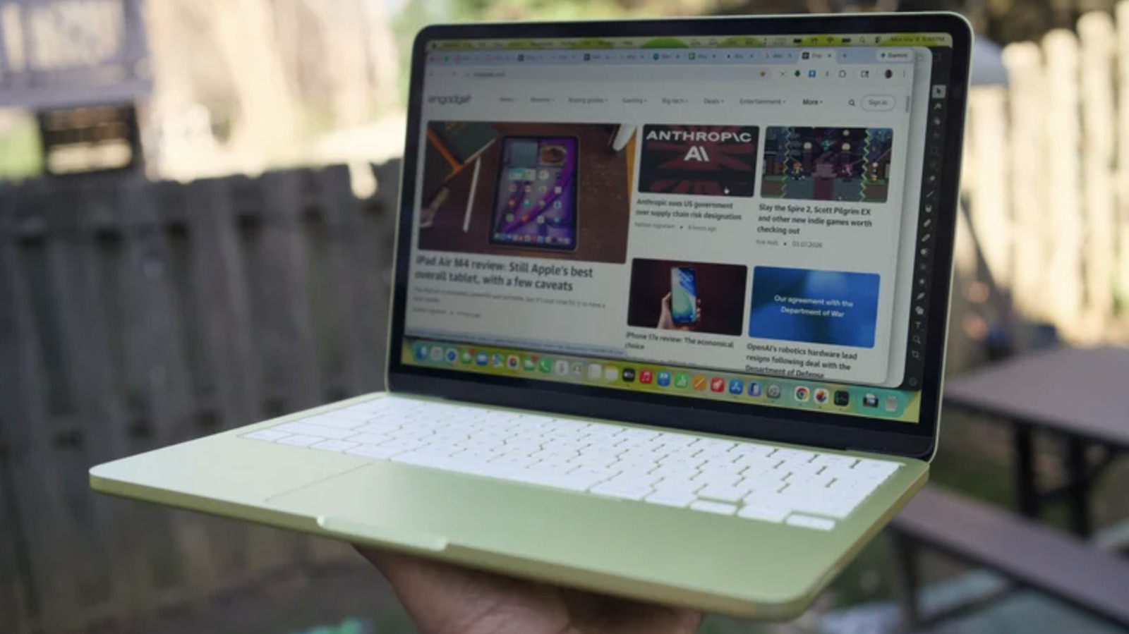 Kansas City Schools Go All-Apple, Buying 4,500+ MacBooks