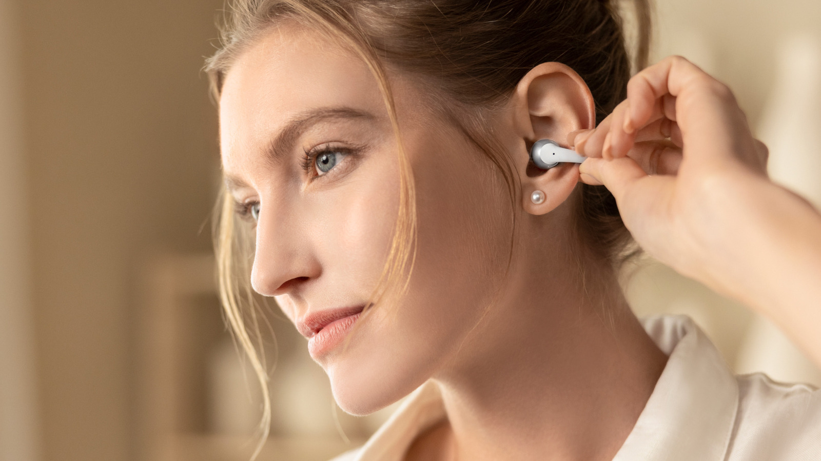 Shokz OpenDots 2 Review: An Upgrade in Clip-On Earbuds